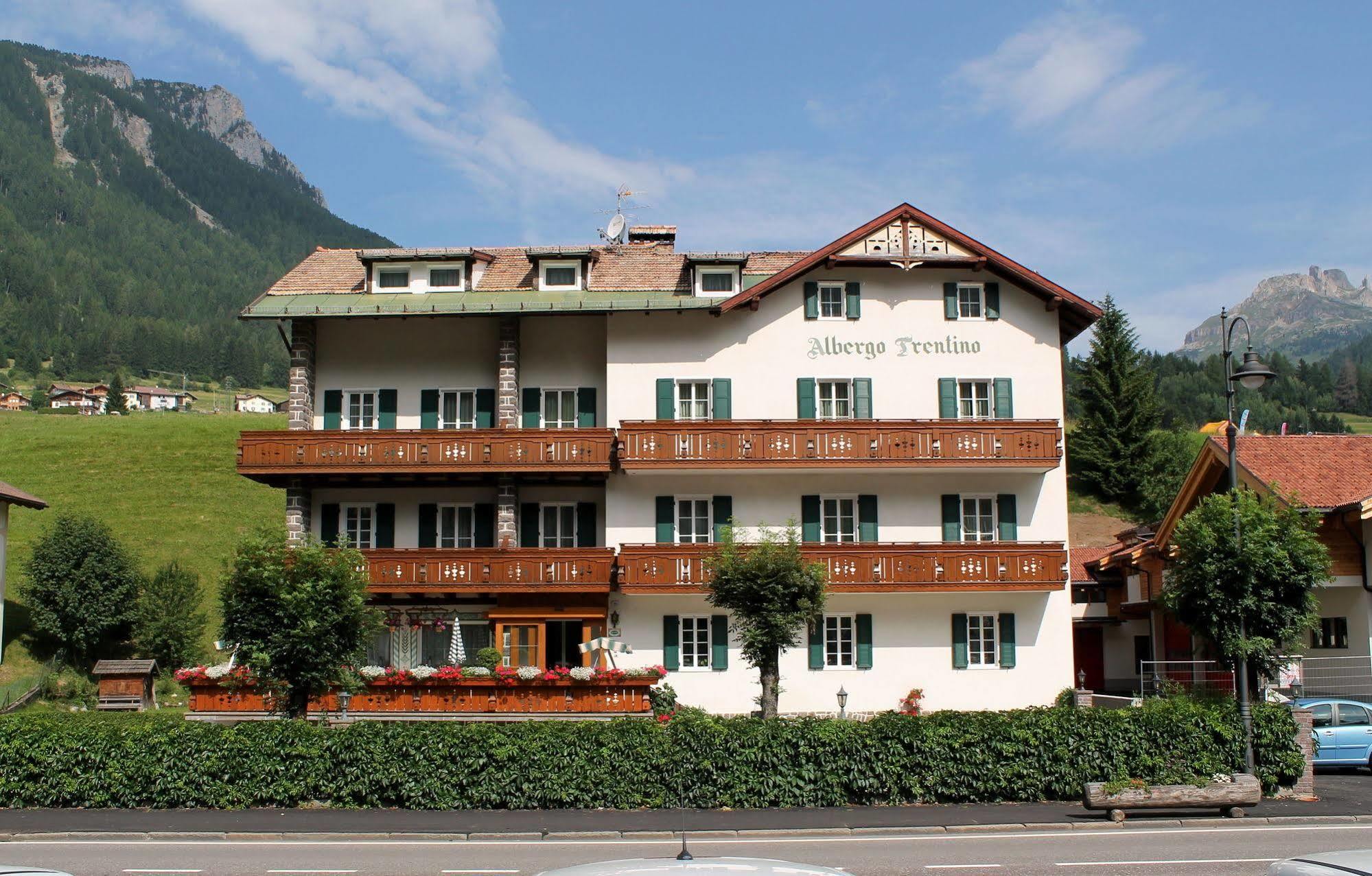 Albergo Trentino Moena Luaran gambar